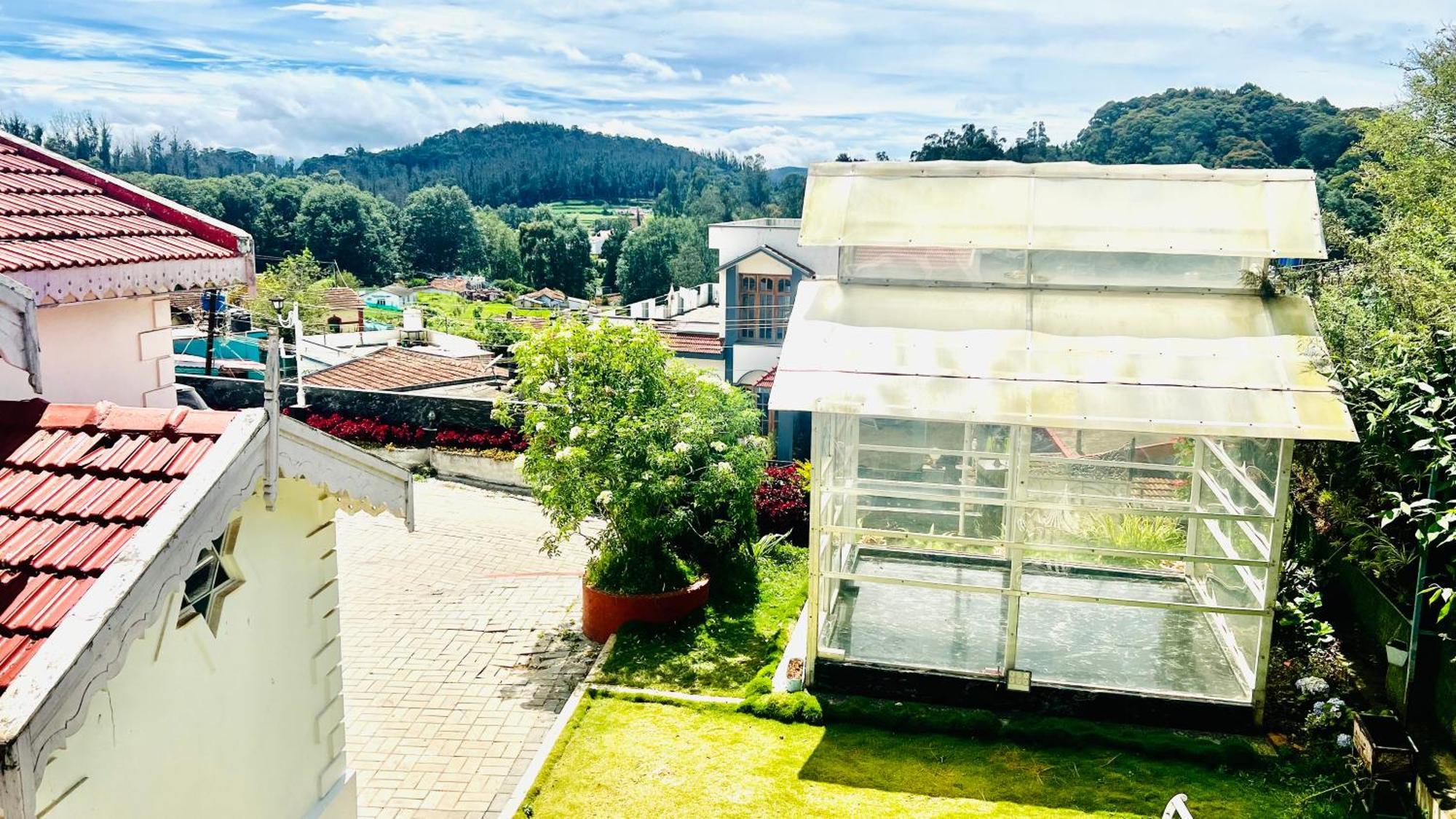 Hidden Doors Hotel Ooty Buitenkant foto